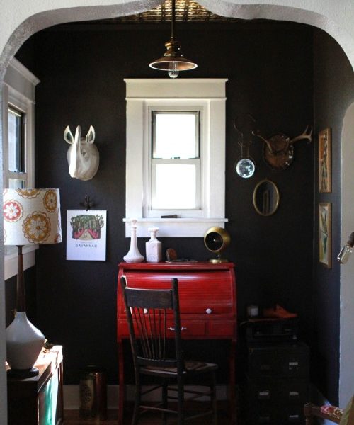 Small Space Style: Yes You Can Use Dark Colors