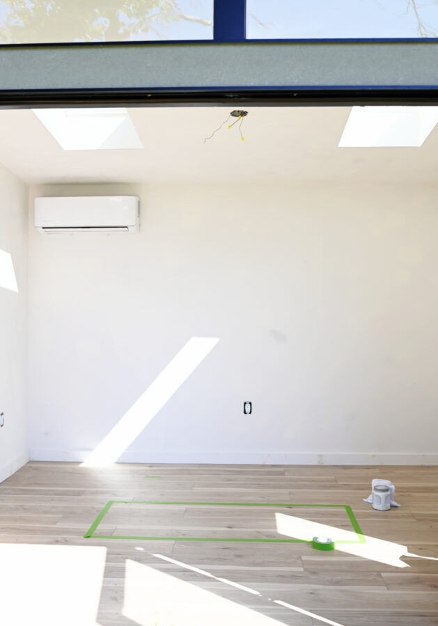 My Favorite Color Combo: Decorating My New Office Studio With Color ...